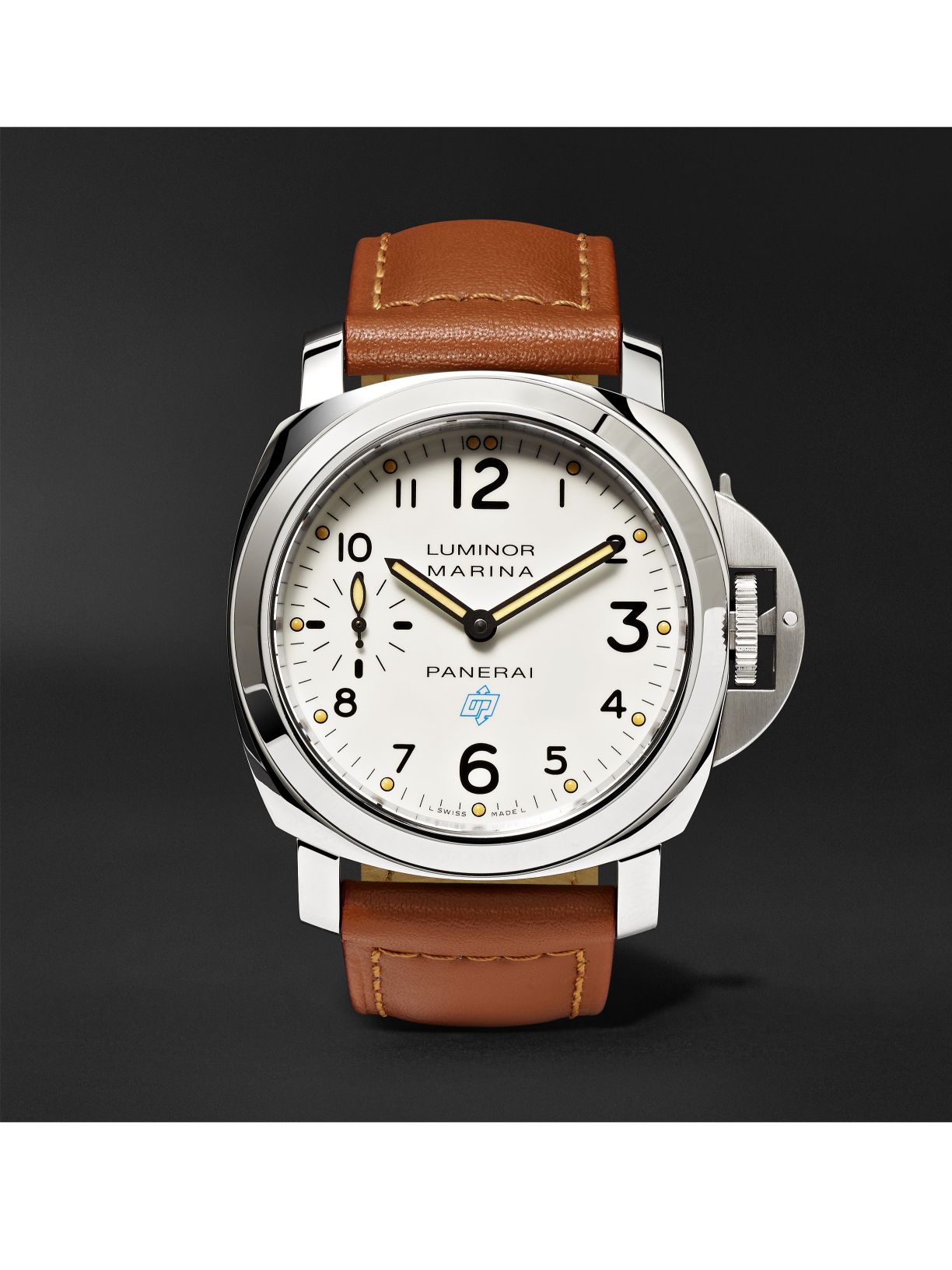 منصة MR PORTER الإلكترونية تضمّ علامة OFFICINE PANERAI إلى فئة الساعات الراقية